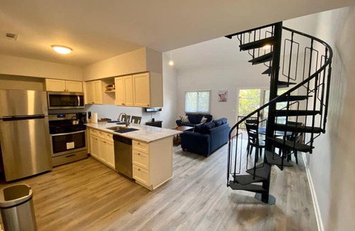 Vernon Apartment | Brand New! MountainCreek SlopeSide Condo,Golf,&Spa