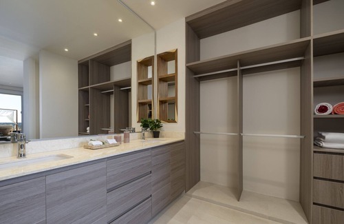 Colonia El Progreso Condo | Brand New Ocean View Condo w/private HotTub & Pool