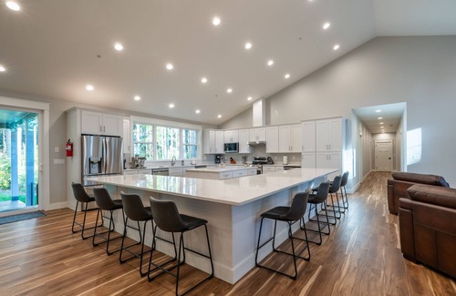 Bandon House | Brand New October 2023! Ultimate Golfers House in Bandon! Adjacent Sheep Ranch!