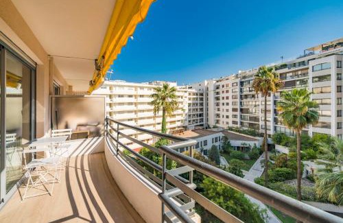 Cannes City Centre Apartment | Brand new one bedroom 2min walk to Carlton hotel