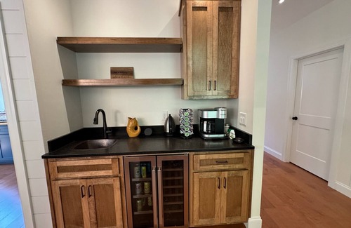 Nantahala Cabin | Brand New Riverfront Retreat – Ultimate Privacy, Stunning Views, & Dog-friendly!