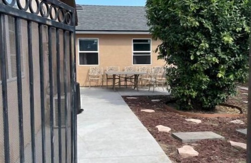 El Monte House | Brand New Room with Essentials