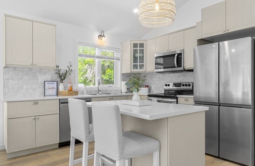 Saskatoon Apartment | Brand New Second Floor Suite!