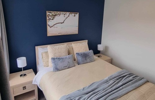 Mahurangi West House | Brand new Snells Beach Holiday Home