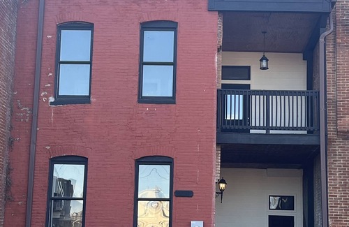 Soulard House | Brand New! Soulard Charmer - Pet Friendly.