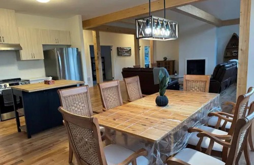 Lake of Bays House | Brand New spacious & beautiful cottage in Northern Lights - Huntsville, Muskoka
