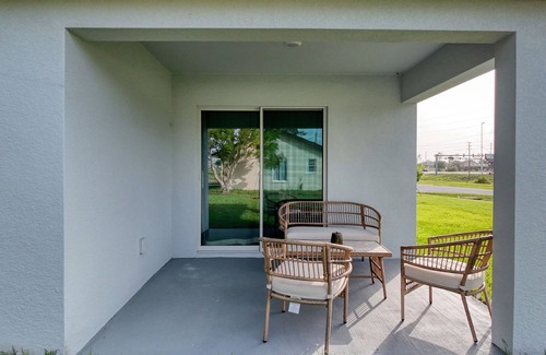Spring Hill House | Brand New Spacious 5-bedroom Near Weeki Wachee Spring