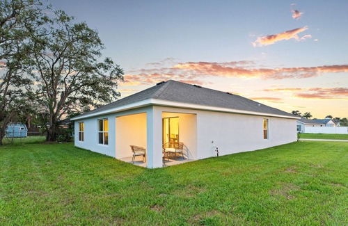 Spring Hill House | Brand New Spacious 5-bedroom Near Weeki Wachee Spring