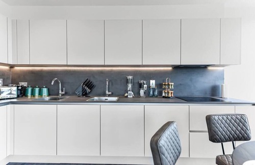 Springfield Condo | Brand New Splendour- Perfect Location-Great Views!