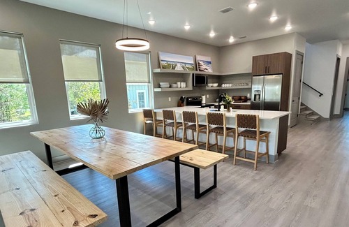 Carrabelle House | Brand NEW! Starry Night - Resort Pool, Dog Friendly!