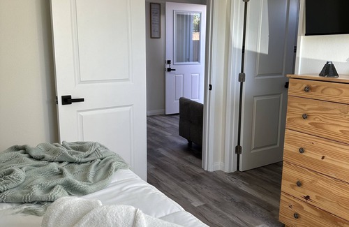El Rio Apartment | Brand NEW studio near Collection!