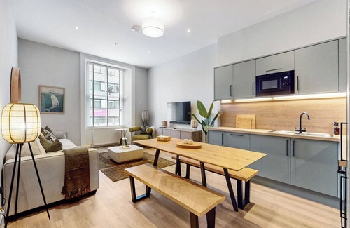 City Centre Glasgow Apartment | Brand new to the market, Arlington Apartments The Sauchie - Stylish 5* City Centre Apartment