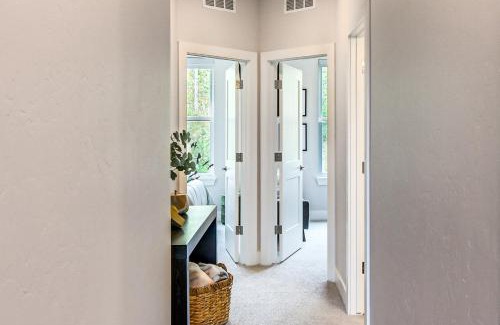 Rendezvous House | Brand-New Townhome with Hot Tub, 4 Mi to Winter Park