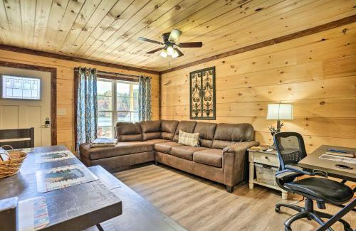 Trenton House | Brand-New Trenton Cabin Panoramic Lake Views