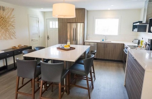 Culloden Shores Resort | Brand New Waterfront - Chic & Sophisticated Unit # 702