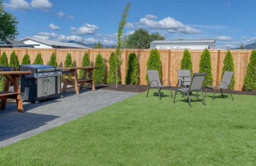 Grants Pass House | ★Brand New★300Mbps✓Full Kitchen✓A★Self Check-In★