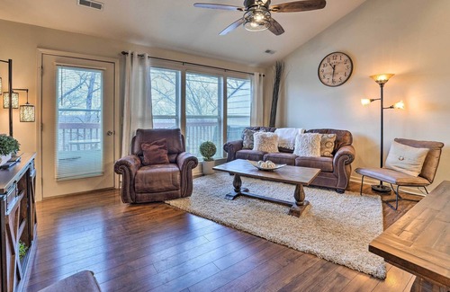 Branson West Condo | Branson Condo in Resort Community w/ Balcony!
