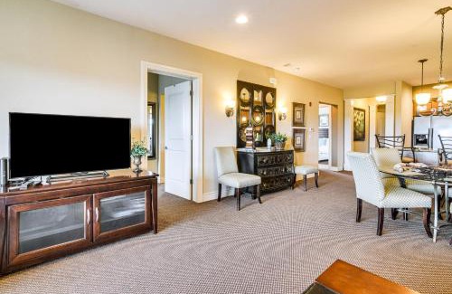 Branson Apartment | Branson Condo with Pool Access and Views, 3 Mi Dtwn!