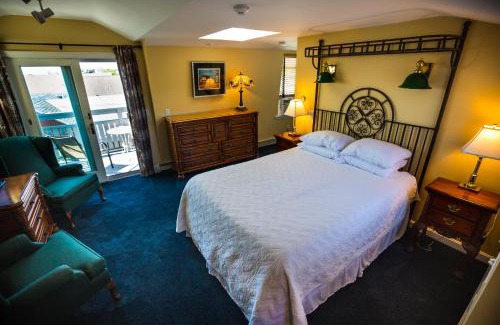 Provincetown Bed & Breakfast | Brasswood Inn