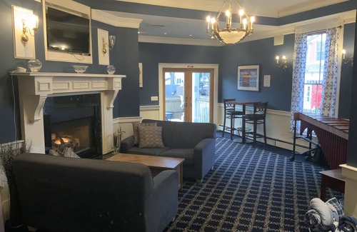 Provincetown House | Brasswood Inn