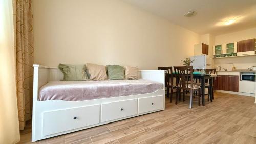 Chaika Apartment | Bratanov Cascadas Family Resort