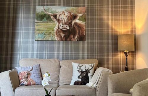 Tollcross Apartment | Bread street, Central and spacious one bed flat