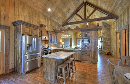 Foxfire Estates Cabin | Breakaway Ridge - Mountain Tops