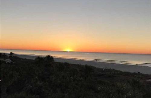 North Forest Beach Apartment | Breakers 311
