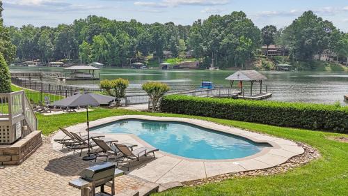 Westport House | Breaking Badger