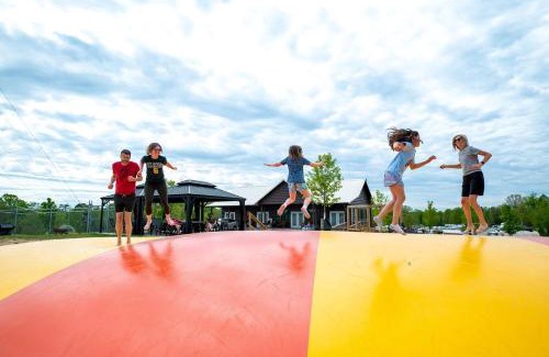 Logan Other | Breathtaking Family Friendly Tented Cabin in Logan, Ohio