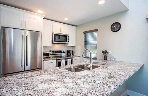 The Dunes House | Breathtaking golf front villa on Sanibel Island - Includes Tennis Membership - 18th Fairway