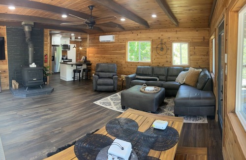 Lakehead House | Breathtaking Lakeview - Clean, Cozy, Deck, Kayaks - Shasta Lakeshore Retreat #9