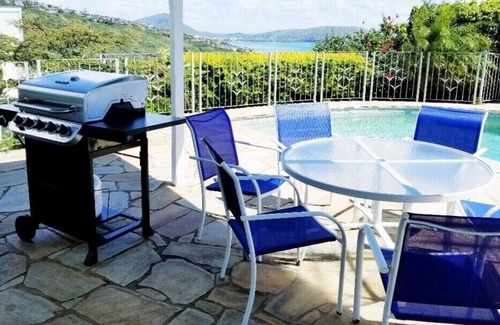 Waialae Iki Ridge House | Breathtaking Ocean + Mountain View + Private Pool. Monthly Rental!