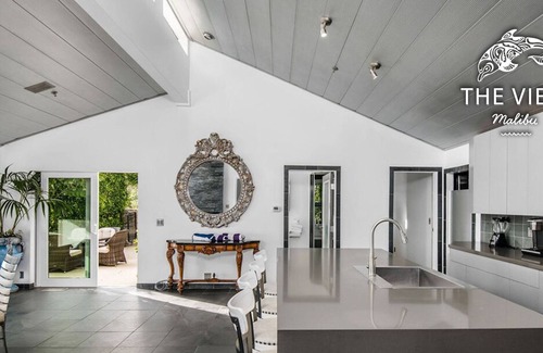 Western Malibu House | Breathtaking Ocean Views. Enjoy sunsets at a private retreat. Large Pool and Spa
