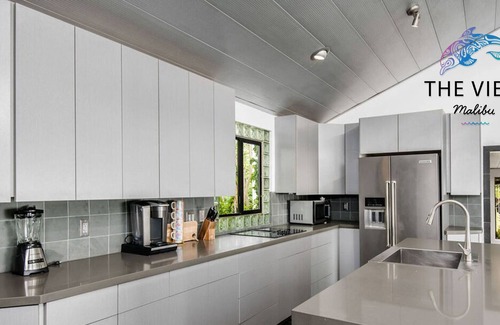 Western Malibu House | Breathtaking Ocean Views. Enjoy sunsets at a private retreat. Large Pool and Spa