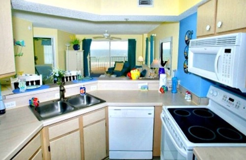 Ormond Beach Condo | Breathtaking Oceanfront Views + Gated Garage! Pet Friendly!