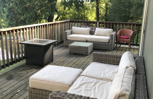 Lockeford House | Breathtaking Riverfront Property - NO PETS/NO Parties