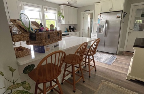 Wareham House | Breathtaking riverfront pet-friendly hideaway near beaches & downtown