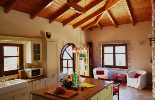 Vournikas Villa | Breathtaking Sea & Valley Views - 6 Guests