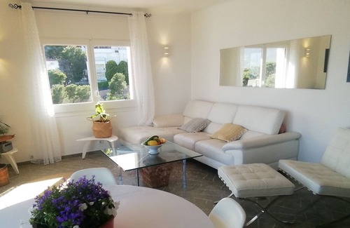 Llanca Apartment | Breathtaking sea view! 300 meters from the beach, 37 m2 terrace with sea view