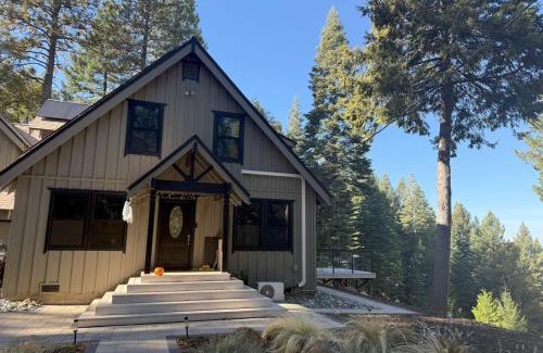 Nevada City House | Breathtaking View Nevada City