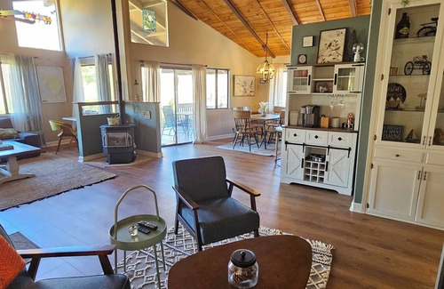 Kernville House | Breathtaking Views Await For You