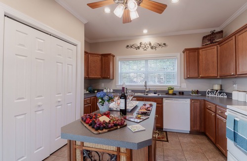 Hayesville House | Breathtaking Views of Lake Chatuge & Mountain Harbour Golf Course.