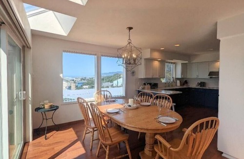 Florence House | Breathtaking Views Virtually Beach Front - Poseidon's Paradise