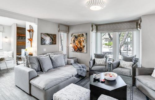 Historic District House | Breck Home in the Heart of Downtown Alpenglow