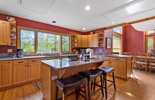 Warrior's Mark West House | Breckenridge Mountain Escape: Deck and Game Room
