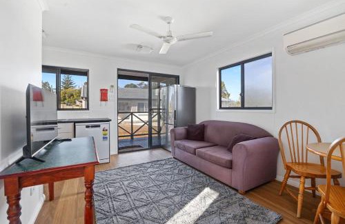 Ulladulla Hotel | Breeze Inn 13 Princes Highway, Ulladulla