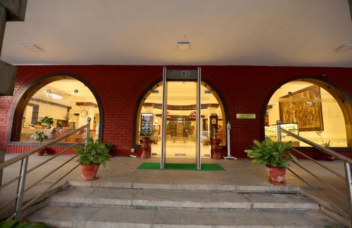 Tiruchirappalli Hotel | Breeze Residency