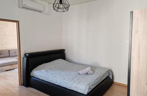 Le Port Apartment | Breeze Side Studio