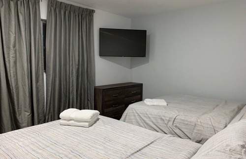 Pompano Beach House | Breeze Vacation Home with Heated Pool